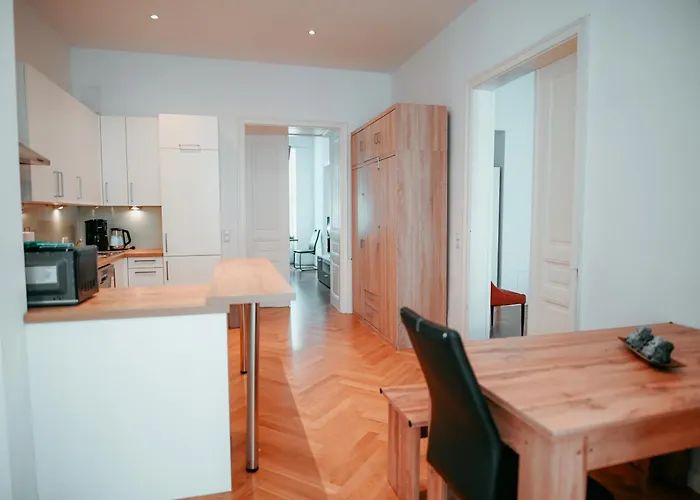 Raimond Ottakring 14 Apartment
