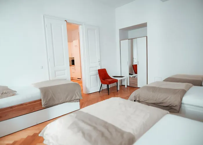 Apartment Raimond Ottakring 14 *